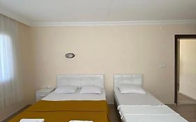 Mandarin Beach Hotel